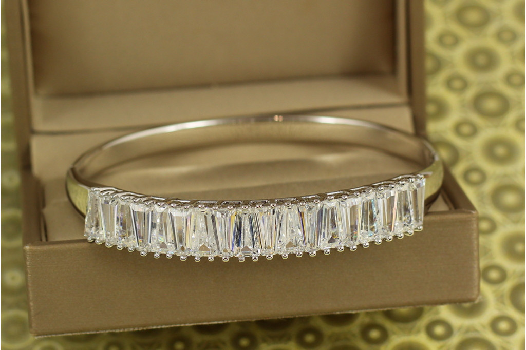 Браслет бенгл Xuping Jewelry Арктичне сяйво 60 мм 14 мм на руку від 17 см до 19 см сріблястий