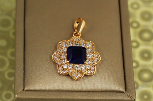 Кулон Xuping Jewelry Персия с синим камнем 2,3 см золотистый