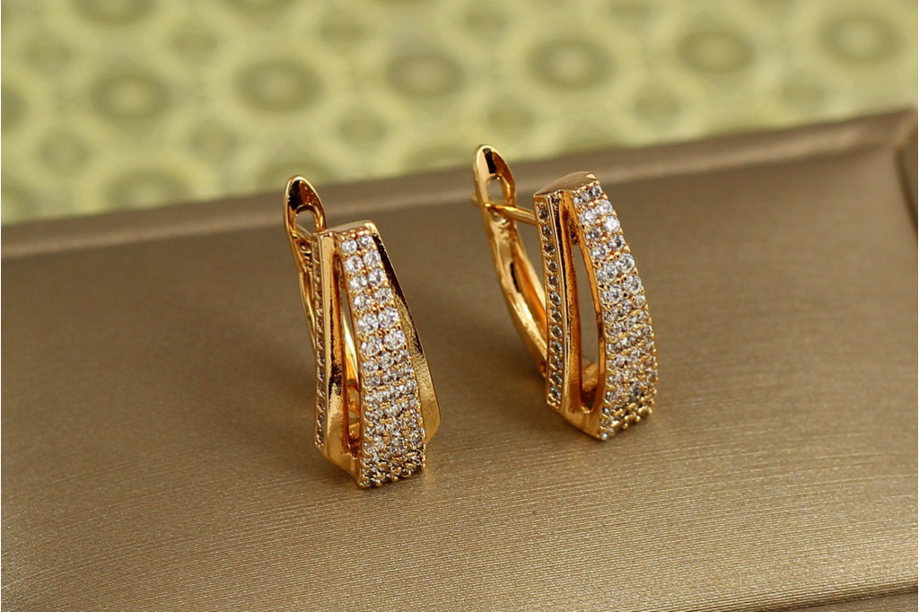 Сережки Xuping Jewelry Призма 1,8 см золотисті