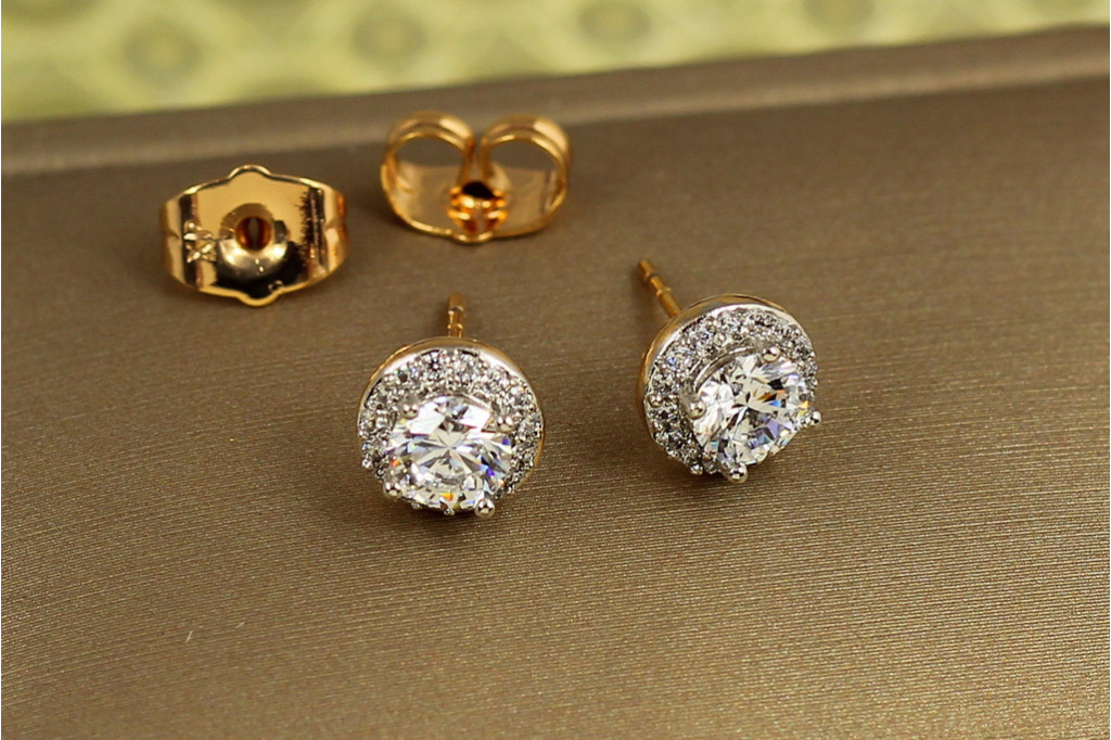 Серьги гвоздики Xuping Jewelry ореол с родием 8 мм золотистые