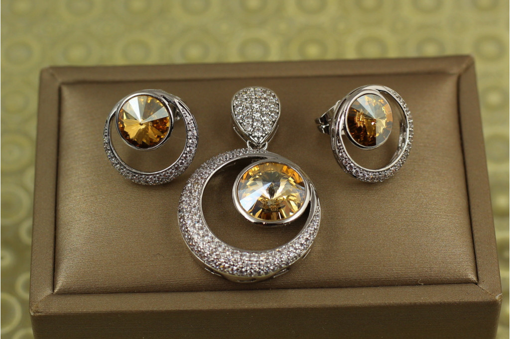 Набор Xuping Jewelry Хрустальный цвет Сваровски серебристый