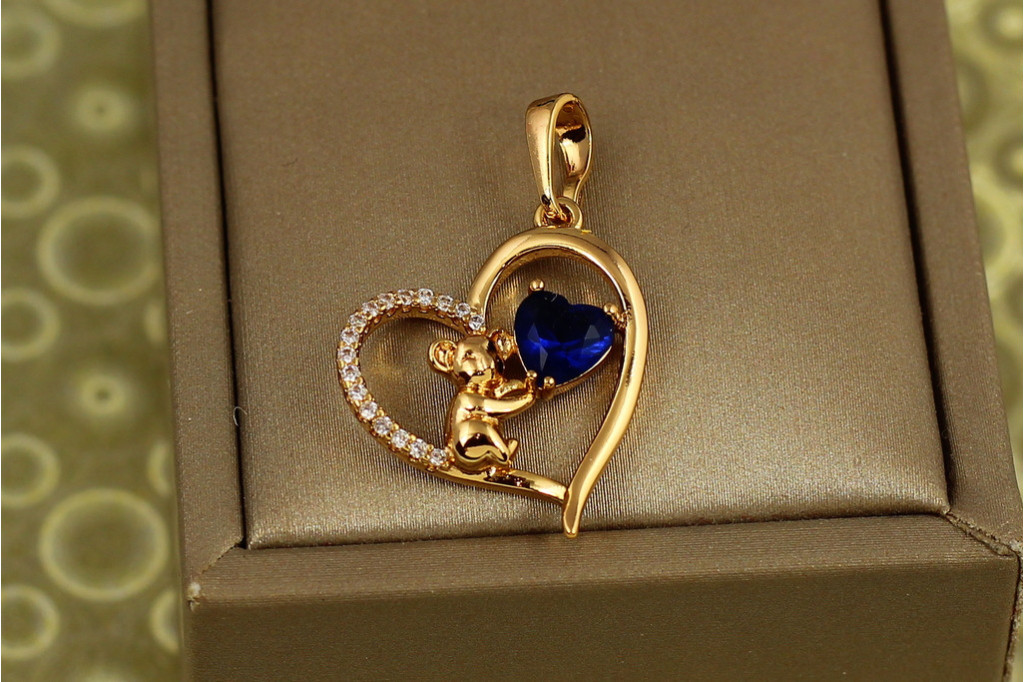 Кулон Xuping Jewelry сердце коалы с синим камнем 2,2 см золотистый