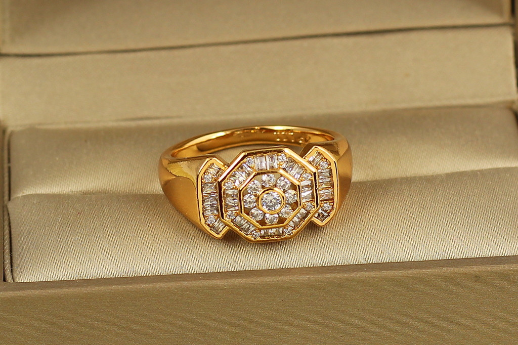 Кольцо Xuping Jewelry Октагон р 21 золотистое