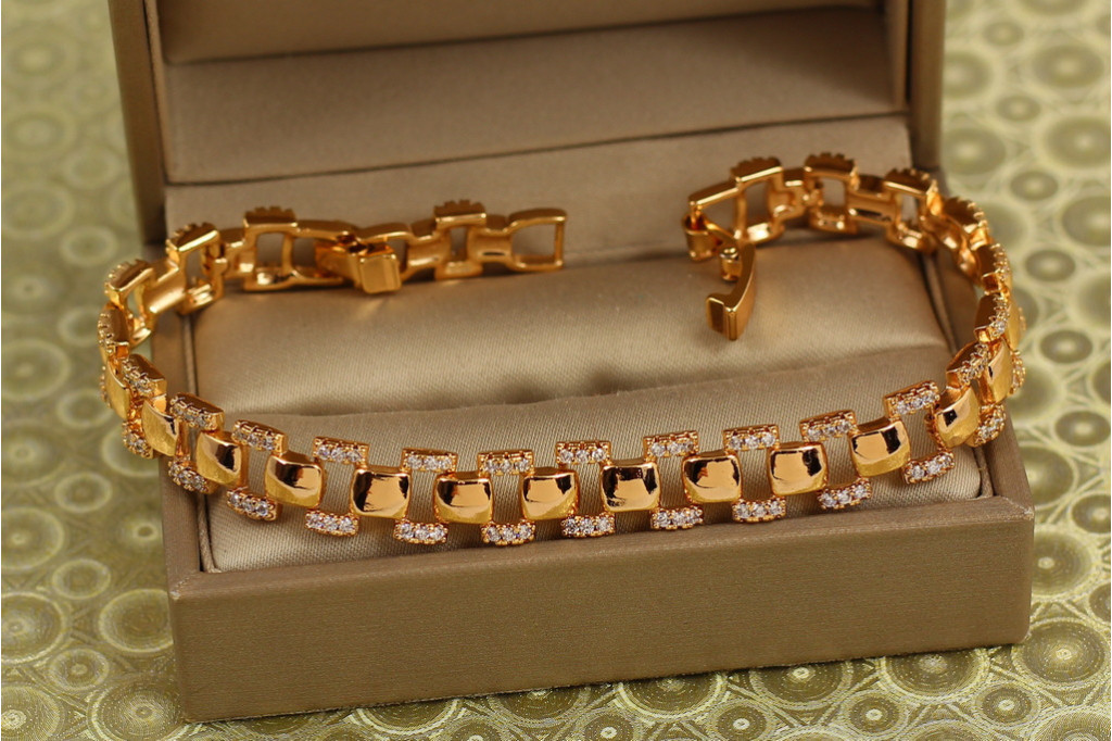 Браслет Xuping Jewelry Стрічка Афродіти 17 см 8 мм золотистий
