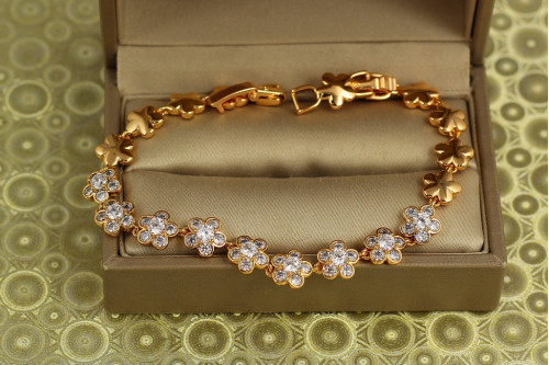 Браслет Xuping Jewelry Квітковий віночок 19 см 8 мм золотистий