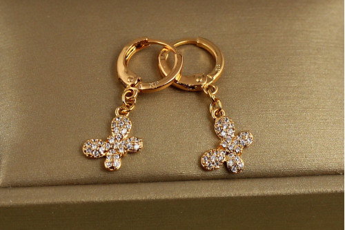 Сережки підвіски дитячі Xuping Jewelry грайливий метелик 2,7 см золотисті
