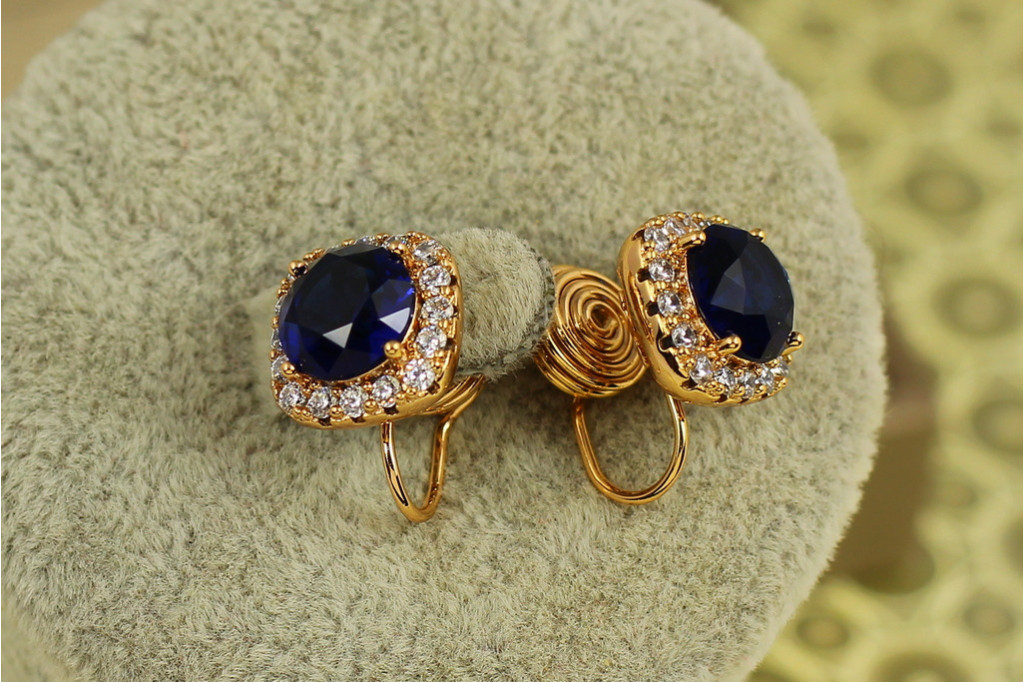 Серьги клипсы Xuping Jewelry Принцесса с синим камнем 11 мм золотистые