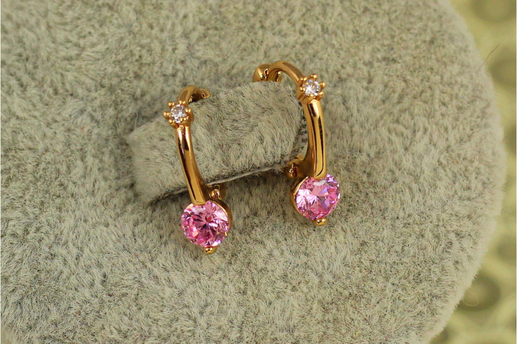 Серьги детские Xuping Jewelry Очарование с розовым камнем 1,5 см золотистые