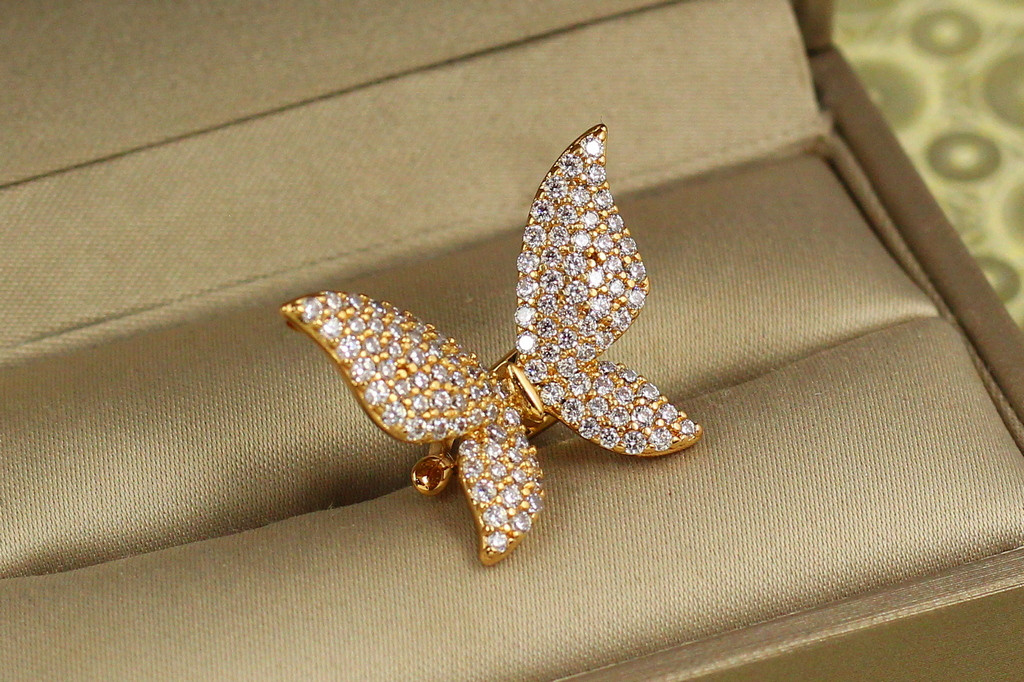Серьги каффы Xuping Jewelry большая бабочка 1,9 см золотистые