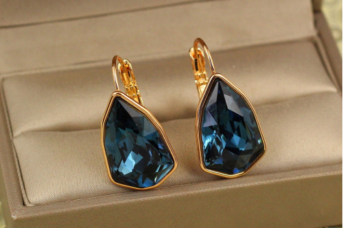 Сережки Xuping Jewelry Сваровскі Моноліт з великим синім каменем 2,8 см золотисті
