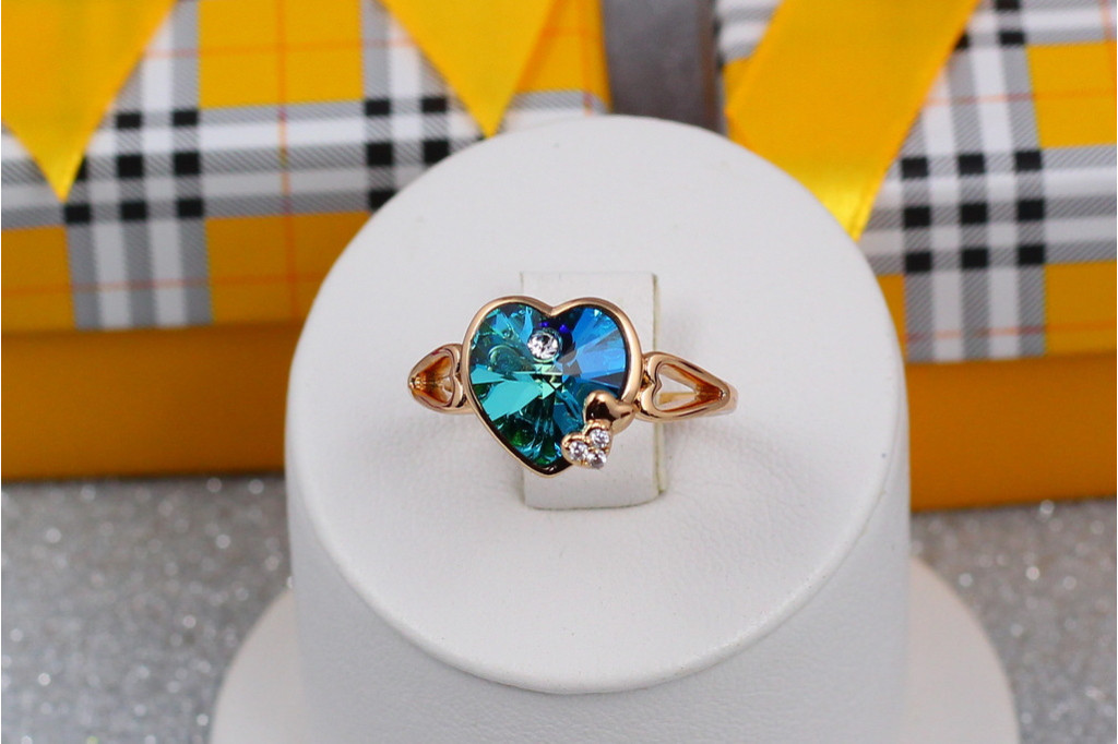 Кільце Xuping Jewelry сердечко Сваровскі блакитне в обідку р 17 золотисте