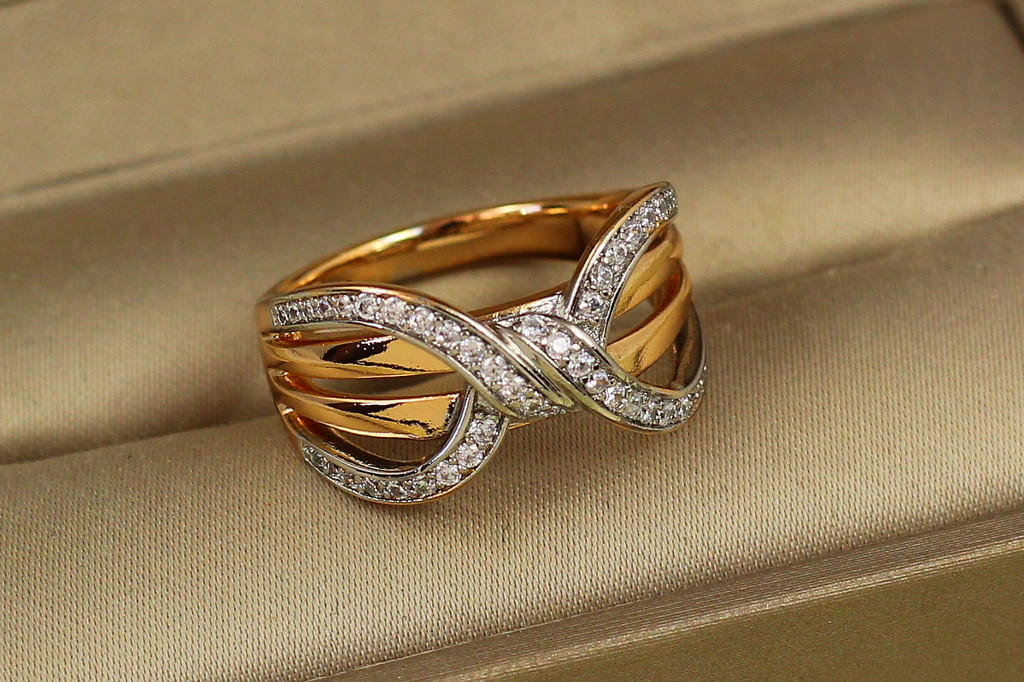 Кільце Xuping Jewelry Дотик любові з родієм р 17 золотисте