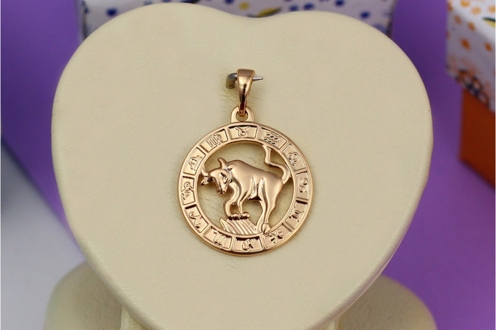 Кулон зодиак Xuping Jewelry телец 2 см золотистый