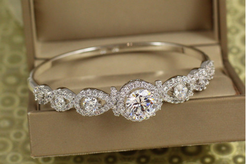 Браслет бенгл Xuping Jewelry Люміна від 17 см до 19 см сріблястий