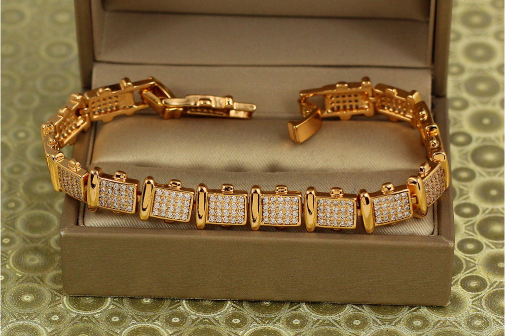Браслет Xuping Jewelry мільйон іскор 19 см 9 мм золотистий