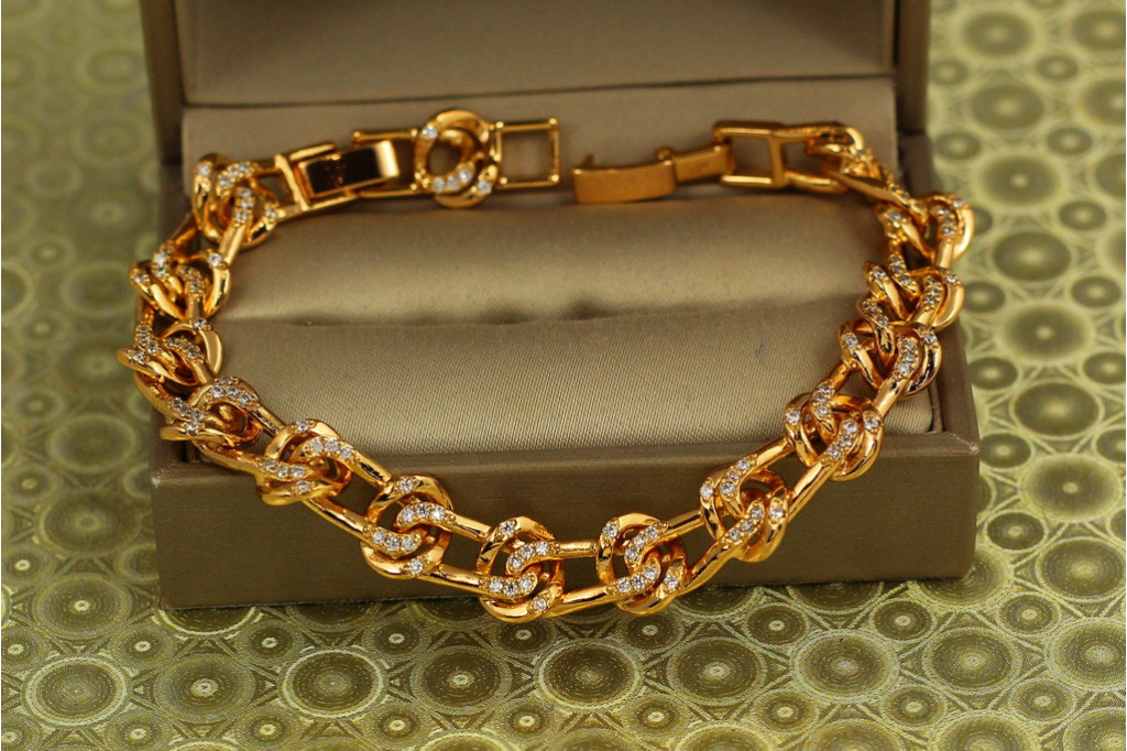Браслет Xuping Jewelry вузлики 19,5 см 10 мм золотистий