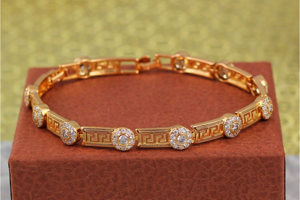 Браслет Xuping Jewelry версаче 17 см 7 мм золотистый
