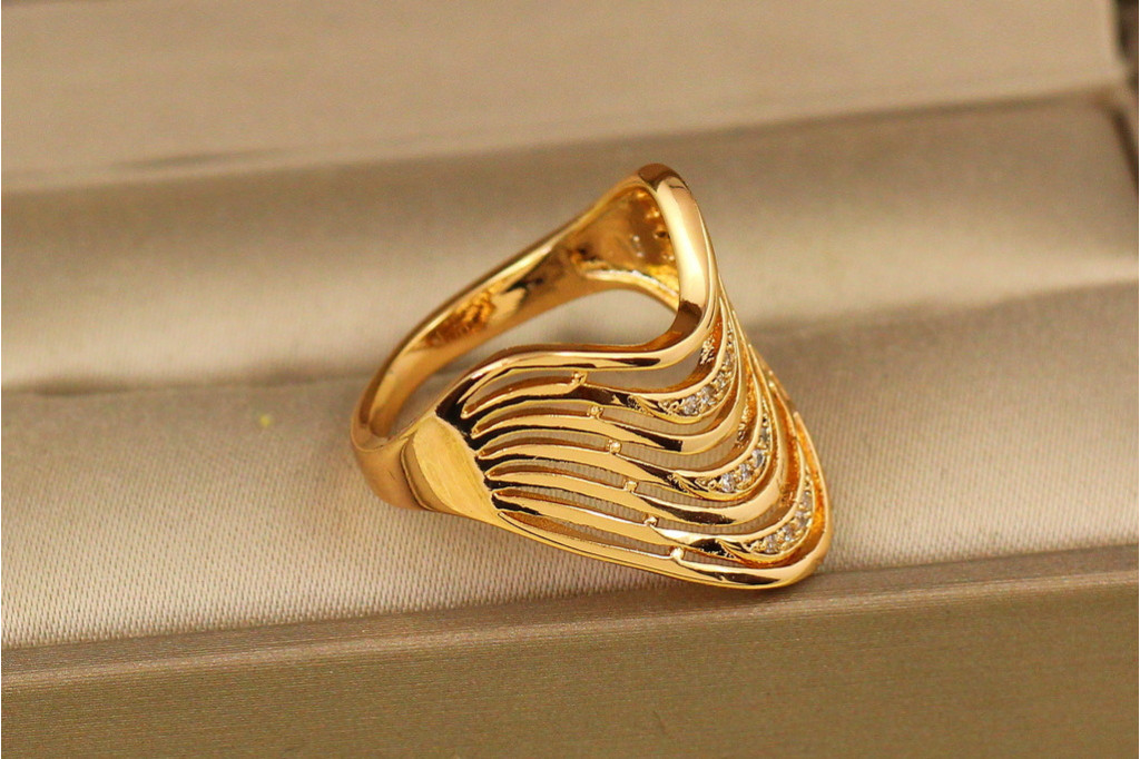 Кільце Xuping Jewelry Сонячний берег р 16 золотисте