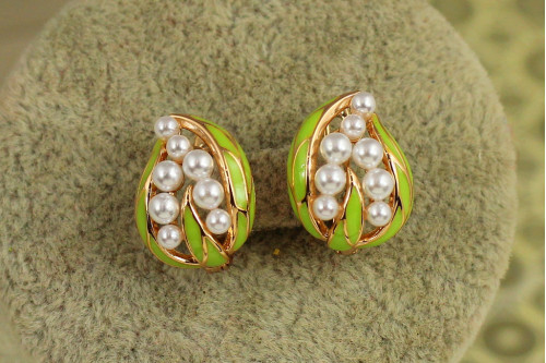 Сережки Xuping Jewelry Конвалія з перлинами і зеленою емаллю 1,5 см золотисті