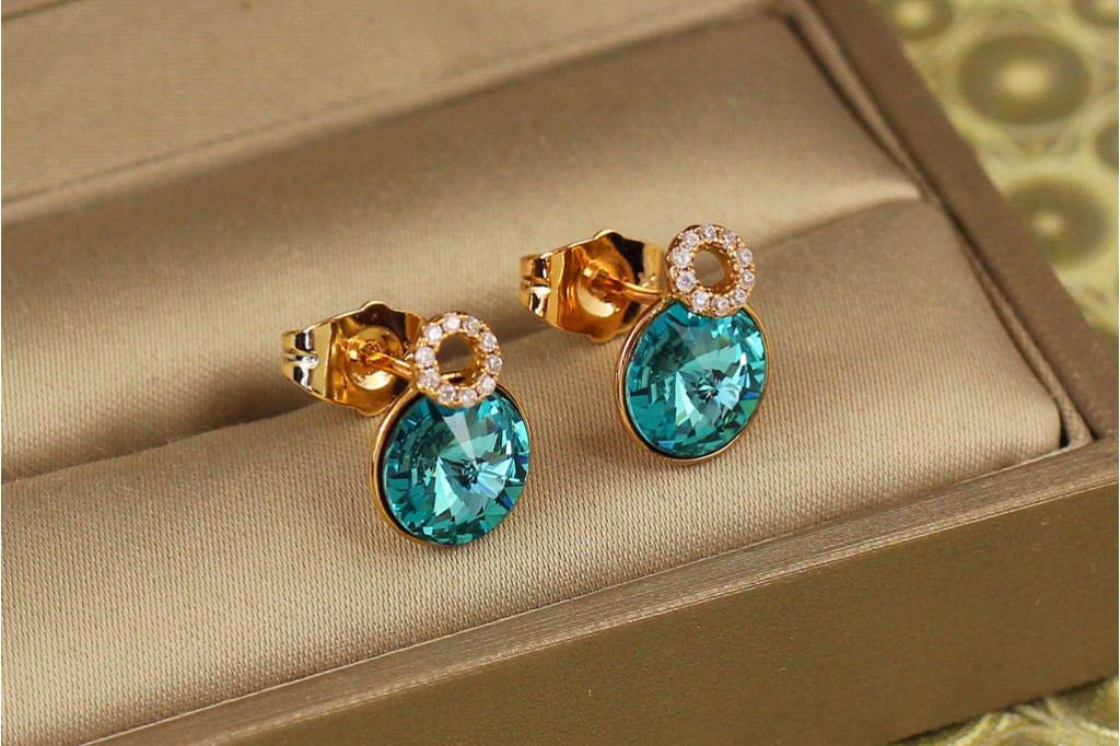 Сережки гвоздики Xuping Jewelry Око океану з бликитними каменями Сваровські 13 мм золотисті