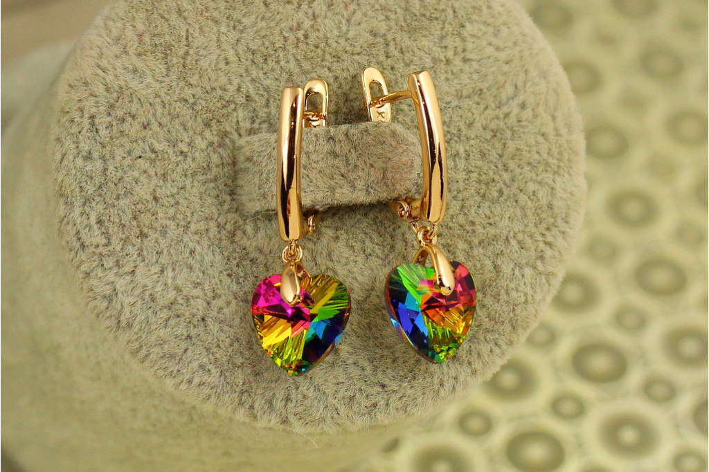 Серьги подвески Xuping Jewelry Сваровские сердечки зеленые хамелеон 2,8 см золотистые