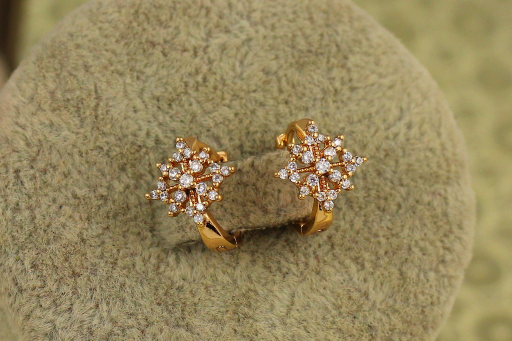 Серьги детские Xuping Jewelry Льдинка золотистые