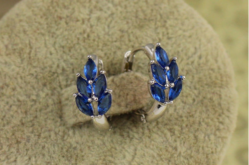 Серьги Xuping Jewelry Листочки с синими камнями 1.5 см серебристые