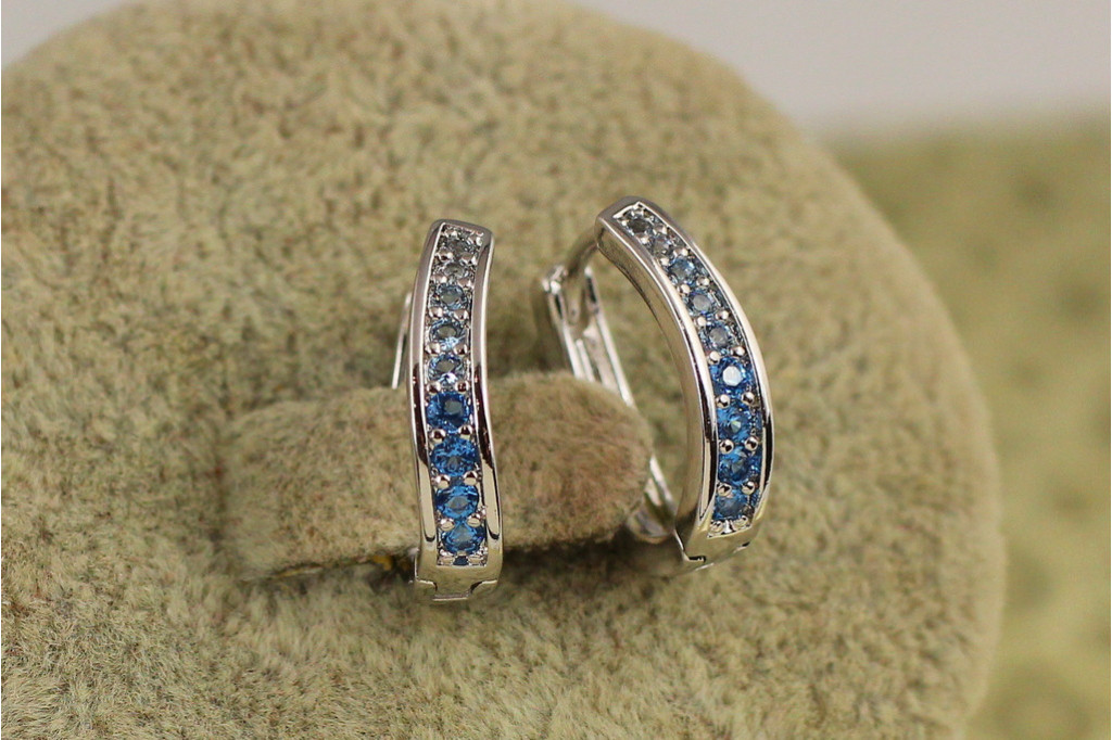 Сережки Xuping Jewelry Сапфірова лагуна 1.6 см сріблясті