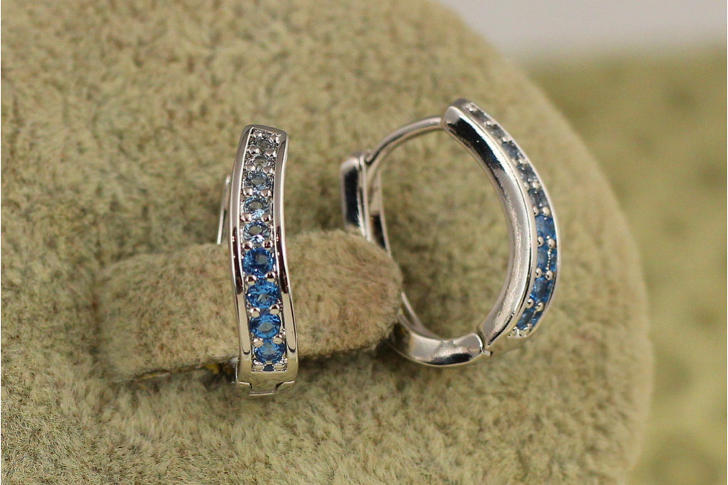 Сережки Xuping Jewelry Сапфірова лагуна 1.6 см сріблясті