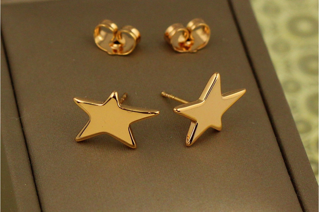 Серьги гвоздики Xuping Jewelry звезда сцены 1, 5 см золотистые