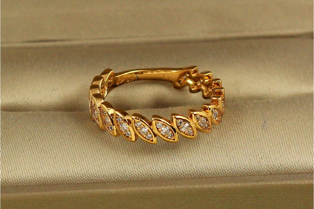 Кільце Xuping Jewelry Колос Едему р 19 золотисте