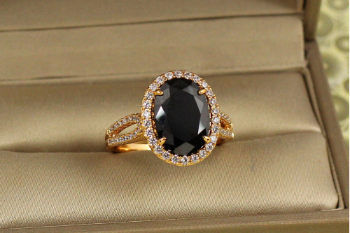 Кільце Xuping Jewelry камея із чорним каменем р 19 золотисте