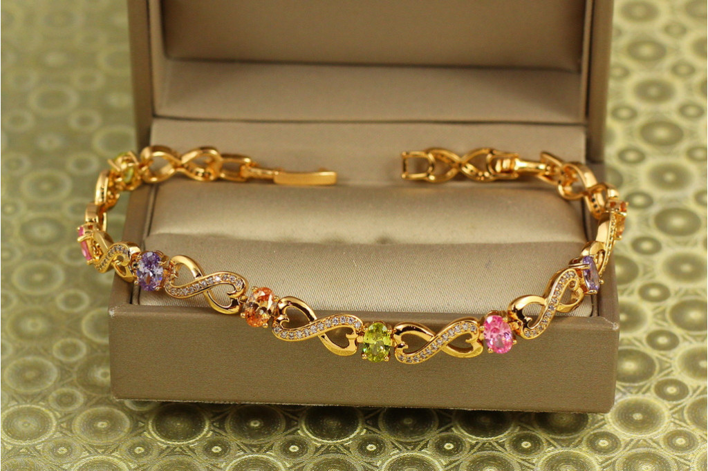 Браслет Xuping Jewelry Шепот росы с разноцветными камнями 17 см 6 мм золотистый