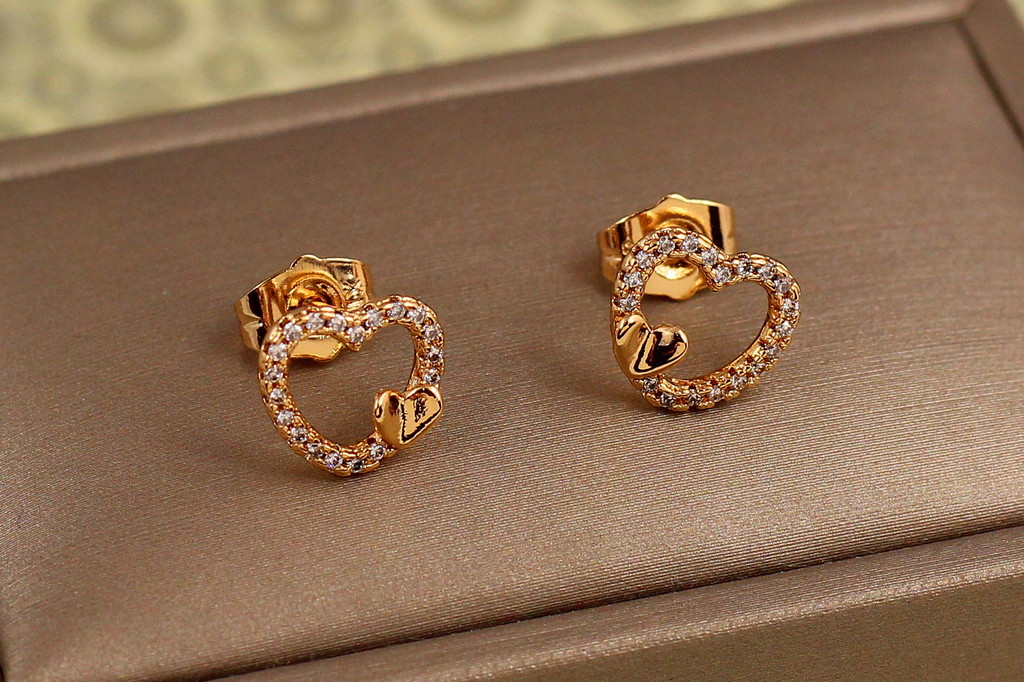 Сережки гвоздики Xuping Jewelry биття серця обідок 10 мм золотисті