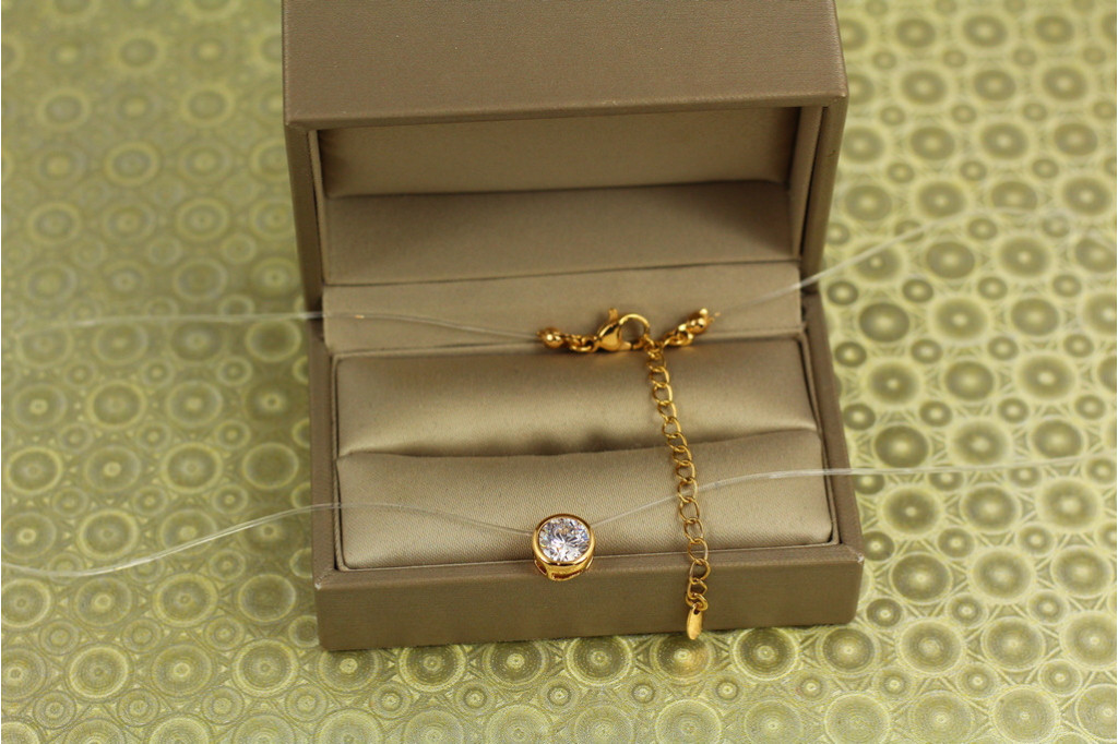 Леска Xuping Jewelry с кулоном в ободке 8 мм 40 см добавка 5 см золотистый