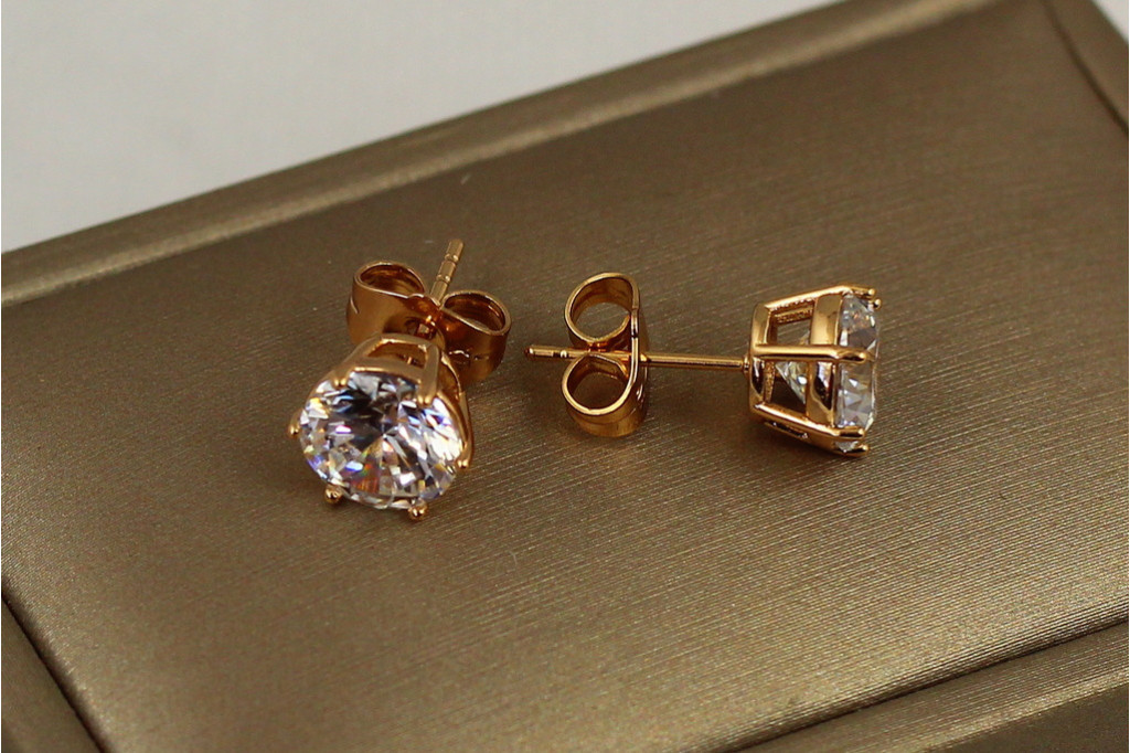 Сережки Xuping Jewelry гвоздики з білим каменем шість кріплень 8 мм золотисті