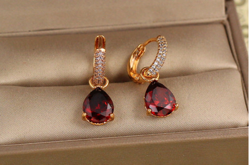 Сережки підвіски Xuping Jewelry зі зйомною червоною краплею 2,5 см золотисті