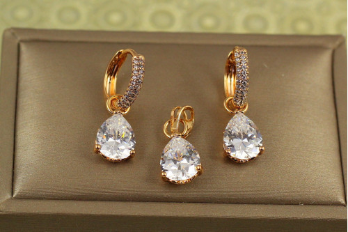 Набор Xuping Jewelry серьги и кулон с белой съемной каплей золотистый