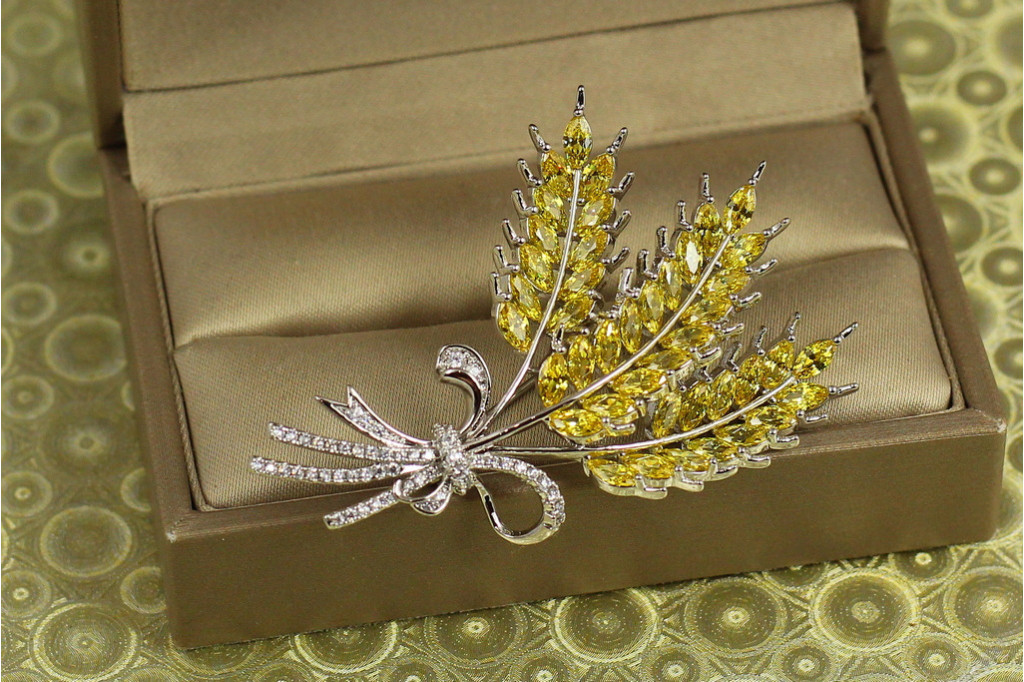 Брошь Xuping Jewelry Симфония жатвы 5,3 см серебристая