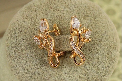 Сережки Xuping Jewelry Ніжне цвітіння 2,3 см золотисті