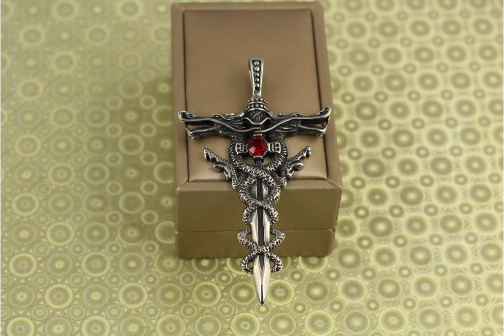 Крестик Xuping Jewelry Сердце Валирии 7,9 см серебристый