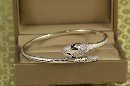 Браслет бенгл Xuping Jewelry Змія Нага 57 мм на руку від 16 см до 18 см сріблястий