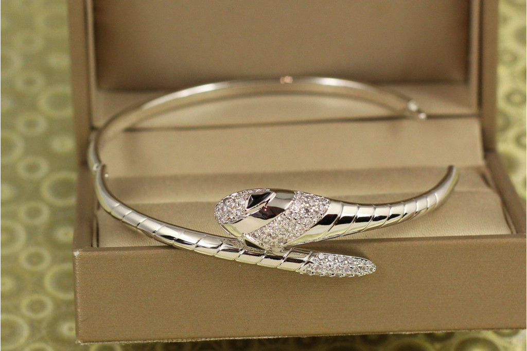 Браслет бенгл Xuping Jewelry Змія Нага 57 мм на руку від 16 см до 18 см сріблястий