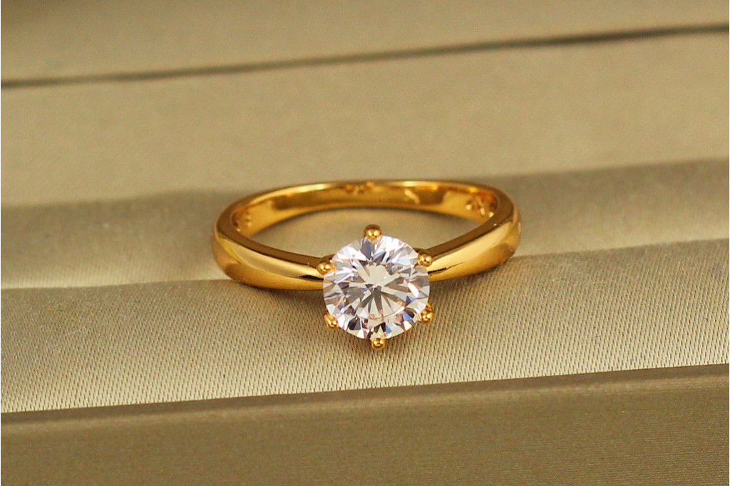 Кільце Xuping Jewelry Шість граней щастя р 15 золотисте