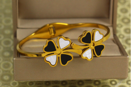 Браслет бенгл Xuping Jewelry жорсткий Lucky Charm 60 мм на руку від 17 до 19 см лимонний