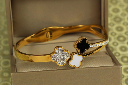 Браслет бенгл Xuping Jewelry жорсткий Triple Clover 60 мм на руку від 17 до 19 см лимонний