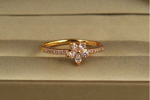 Кільце Xuping Jewelry Квітка блиску р 16 золотисте