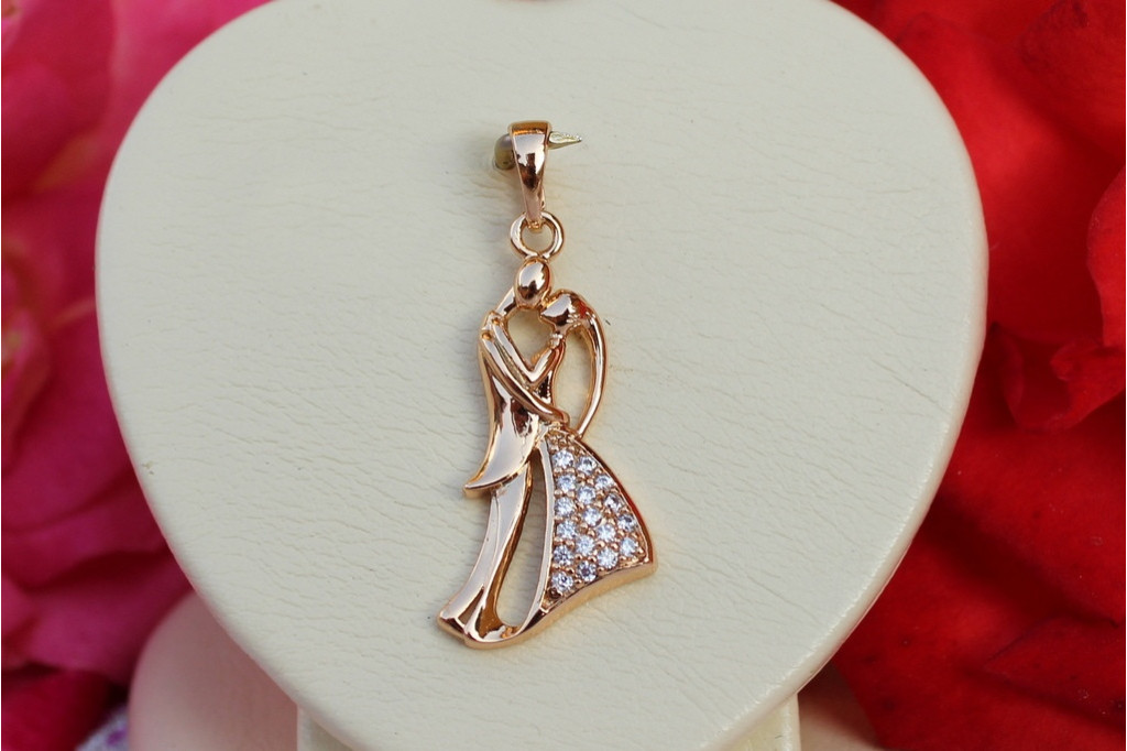 Кулон Xuping Jewelry поцелуй 2,5 см золотистый