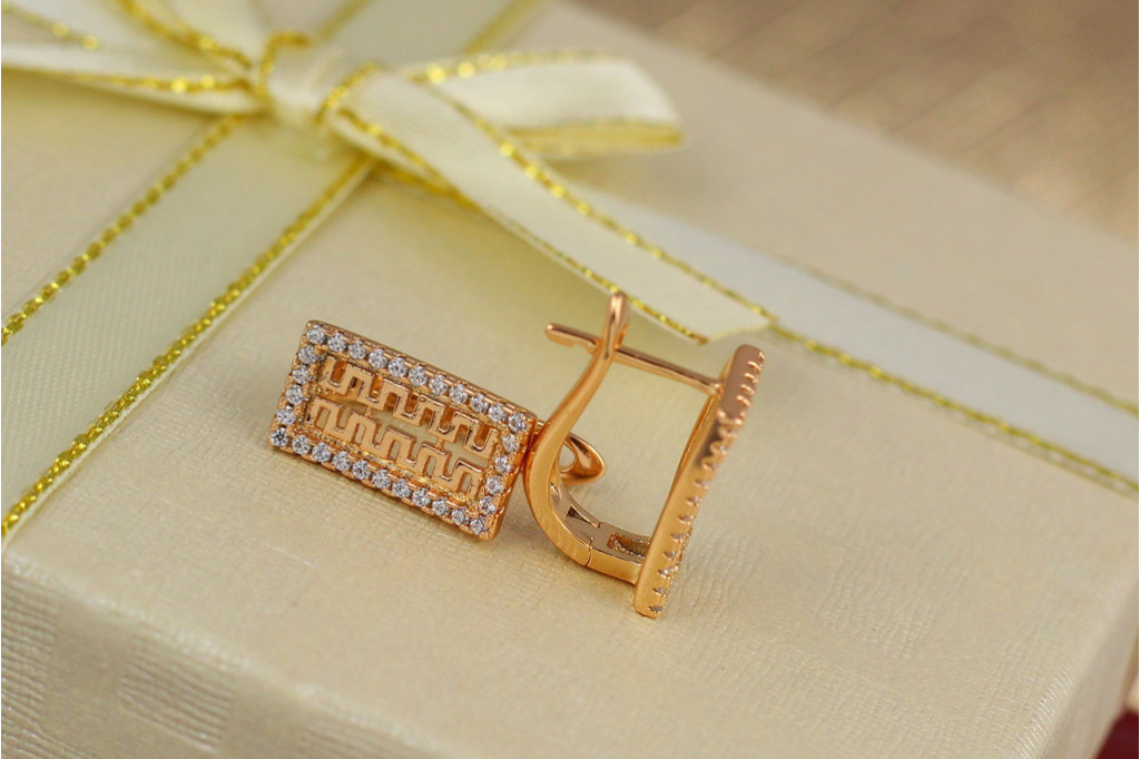 Серьги Xuping Jewelry с греческим узором прямоугольные 1,8 см золотистые