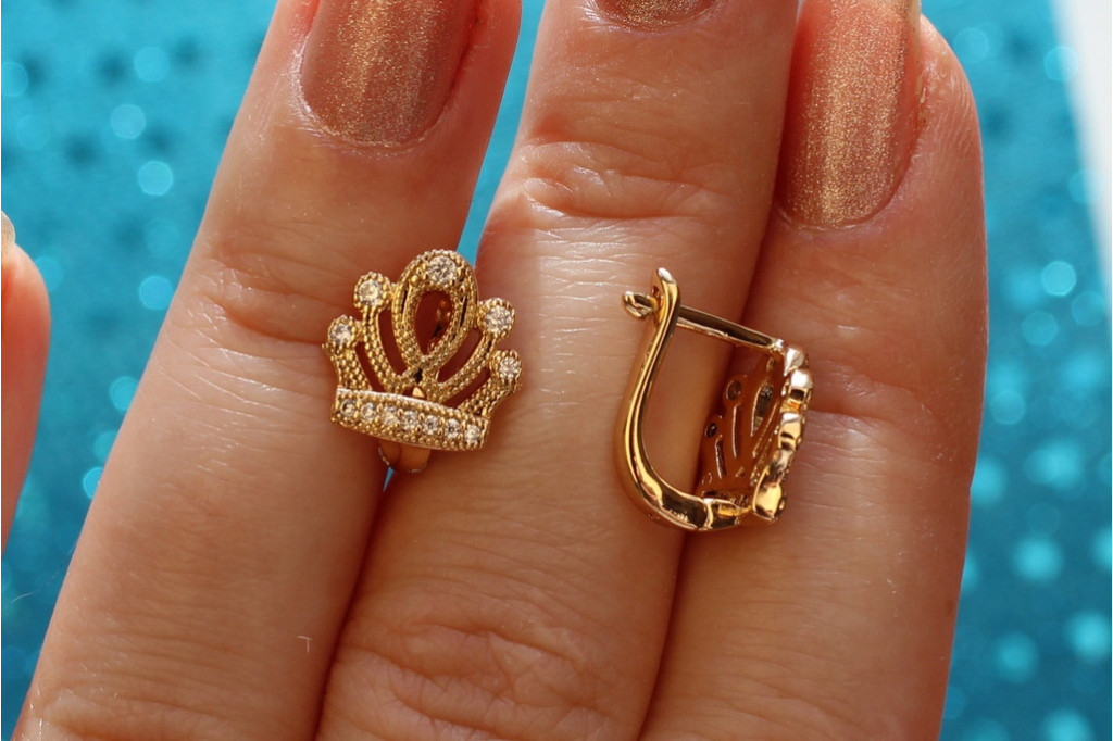 Сережки Xuping Jewelry корони 1 см золотисті
